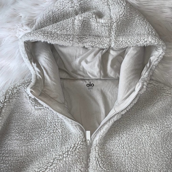 ALO Yoga Streetside Half Zip Sherpa Teddy Fleece Hoodie Half Zip Jacket - Picture 5 of 11